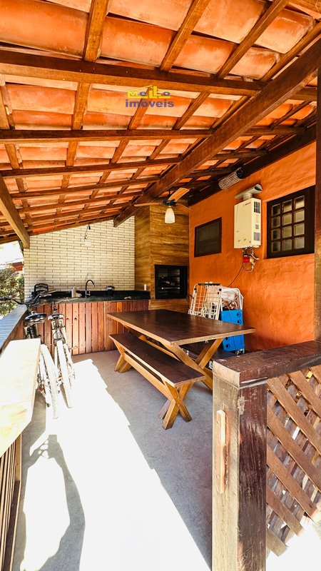 Casa dentro de condomínio em Boiçucanga em rua sem saída Estrada do Cascalho São Sebastião - 
