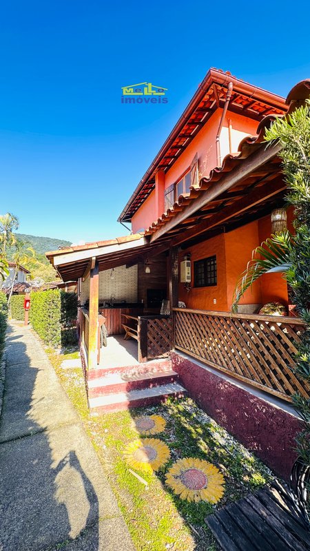 Casa dentro de condomínio em Boiçucanga em rua sem saída Estrada do Cascalho São Sebastião - 