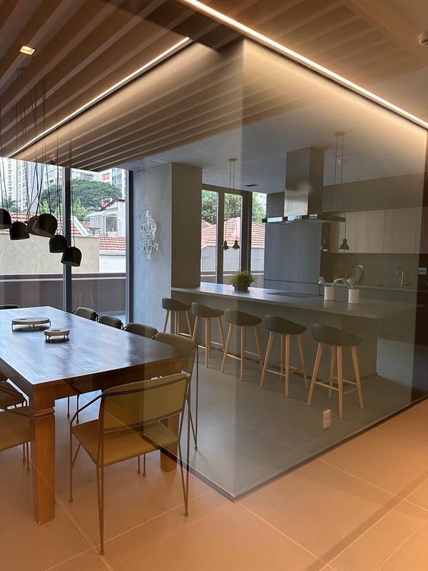 Studio Mobiliado com 25m² em Pinheiros Rua Alves Guimarães São Paulo - 