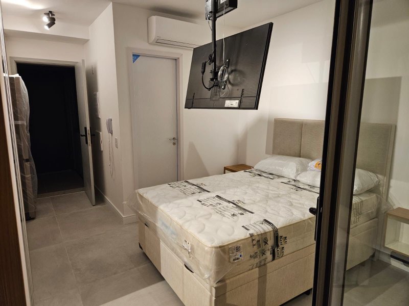 Studio Mobiliado com 25m² em Pinheiros Rua Alves Guimarães São Paulo - 