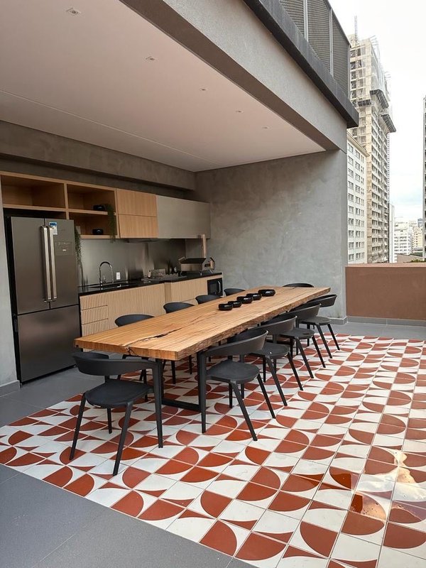 Studio Mobiliado com 25m² em Pinheiros Rua Alves Guimarães São Paulo - 