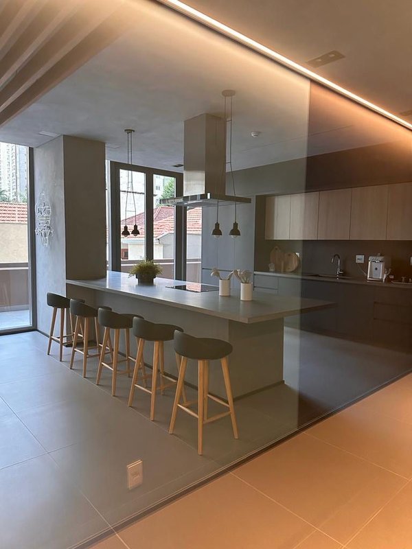 Studio Mobiliado com 25m² em Pinheiros Rua Alves Guimarães São Paulo - 