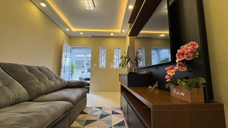 Casa térrea 2 dormitórios + área gourmet  Guarulhos - 