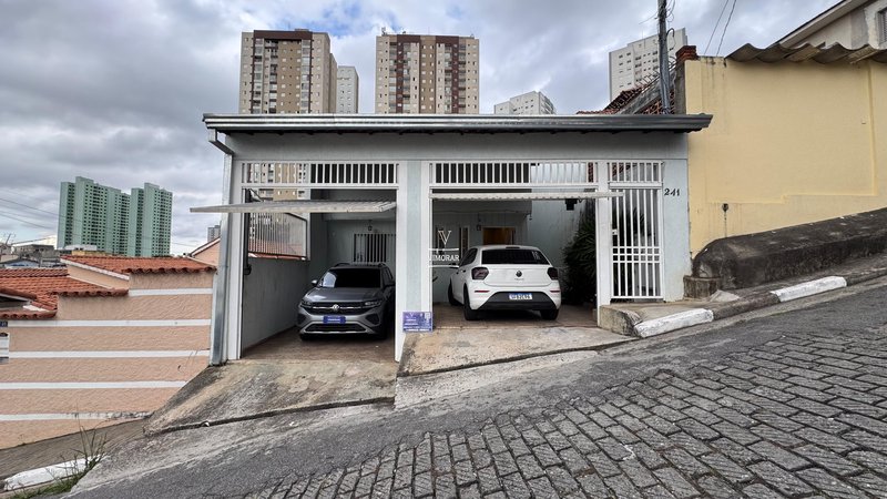 Casa térrea 2 dormitórios + área gourmet  Guarulhos - 