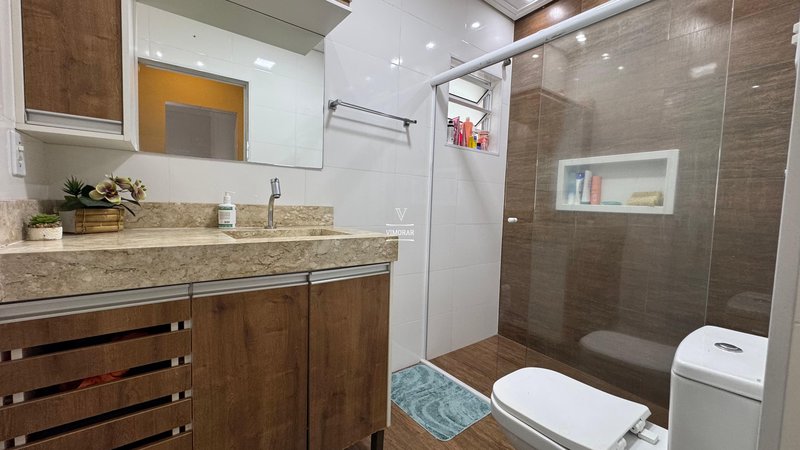 Casa térrea 2 dormitórios + área gourmet  Guarulhos - 