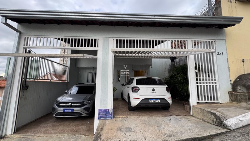 Casa térrea 2 dormitórios + área gourmet  Guarulhos - 