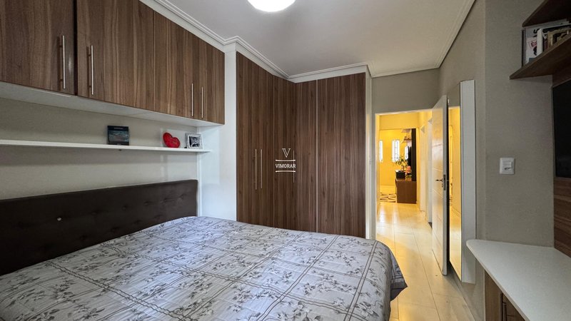 Casa térrea 2 dormitórios + área gourmet  Guarulhos - 