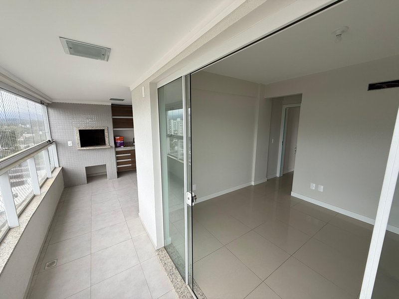Apartamento Semi Mobiliado  Timbó - 