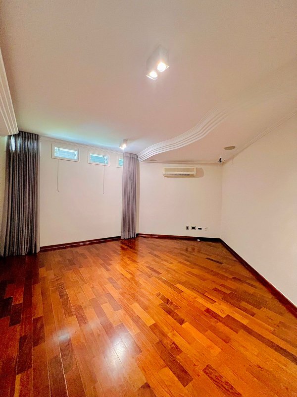 LOCAÇÃO LAGO AZUL (R$15.000,00 pacote) 5 dorm. - ARAÇOIABA DA SERRA / SP ALAMEDA DAS AMOREIRAS Araçoiaba da Serra - 
