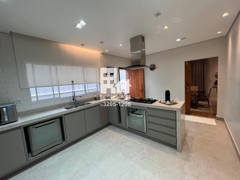 🏡 Linda Casa de alto padrão, moderna com piscina e gourmet - bairro CHACARA JUNQUEIRA  Tatuí - 