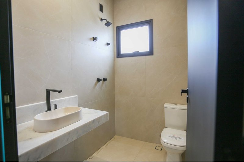 Casa com 3 Suites à venda, 180m - R$ 1.160.000  Cond. Terras de São Francisco - Sorocaba Rua José Antonio Rodrigues Sorocaba - 