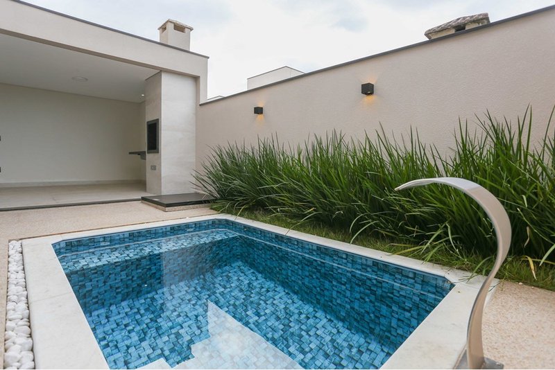 Casa com 3 Suites à venda, 180m - R$ 1.160.000  Cond. Terras de São Francisco - Sorocaba Rua José Antonio Rodrigues Sorocaba - 
