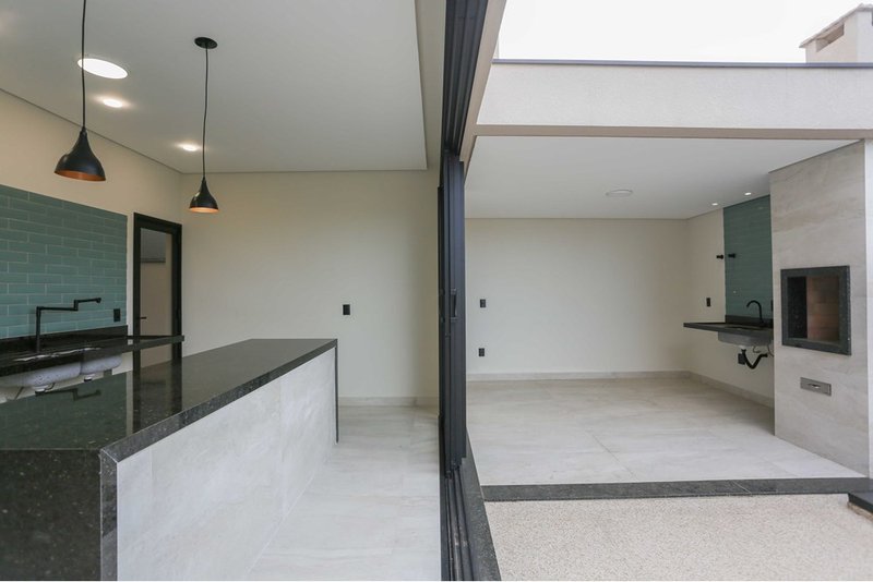 Casa com 3 Suites à venda, 180m - R$ 1.160.000  Cond. Terras de São Francisco - Sorocaba Rua José Antonio Rodrigues Sorocaba - 