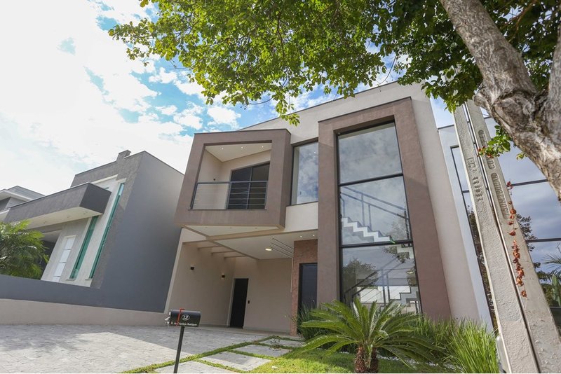 Casa com 3 Suites à venda, 180m - R$ 1.160.000  Cond. Terras de São Francisco - Sorocaba Rua José Antonio Rodrigues Sorocaba - 