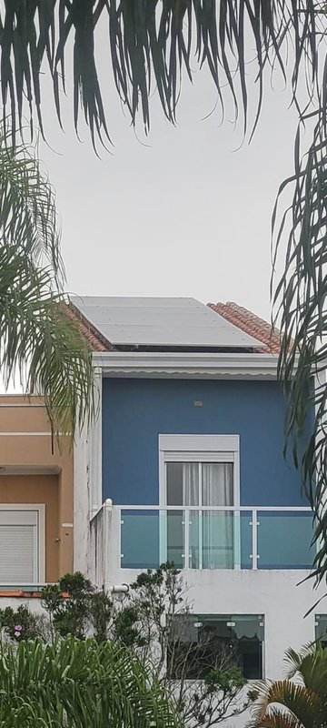 Sobrado com piscina aquecida no Residencial Rubi  Mogi das Cruzes - 