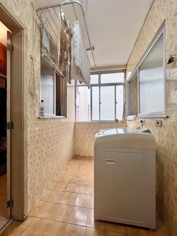 Apartamento com 3 quartos espaçosos na Barra da Tijuca  Rio de Janeiro - 