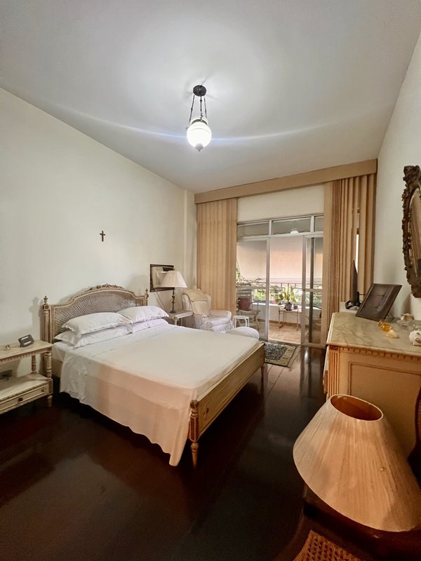 Apartamento com 3 quartos espaçosos na Barra da Tijuca  Rio de Janeiro - 