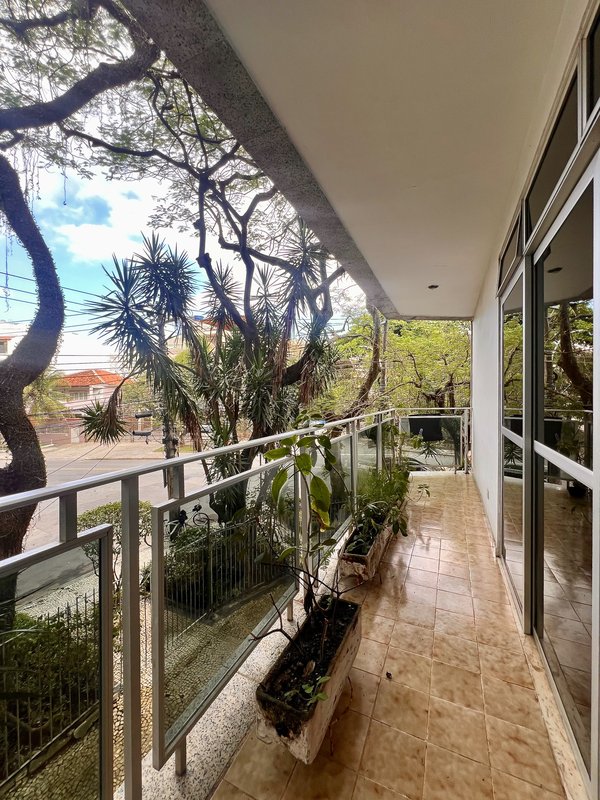 Apartamento com 3 quartos espaçosos na Barra da Tijuca  Rio de Janeiro - 