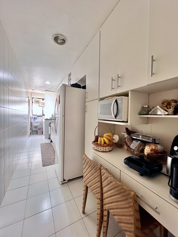 Apartamento charmoso com 2 quartos no Jardim Oceânico  Rio de Janeiro - 