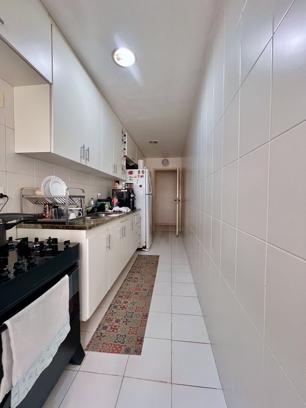 Apartamento charmoso com 2 quartos no Jardim Oceânico  Rio de Janeiro - 