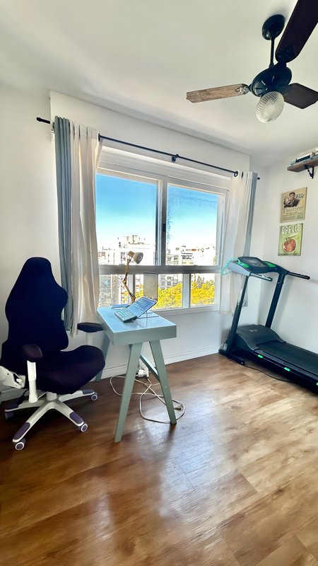 R$ 480.000 - APARTAMENTO - SEMI-MOBILIADO - ANDAR ALTO - 81M2 - 2 DORM - VISTA - 1 VAGA Rua Sarmento Leite Porto Alegre - 