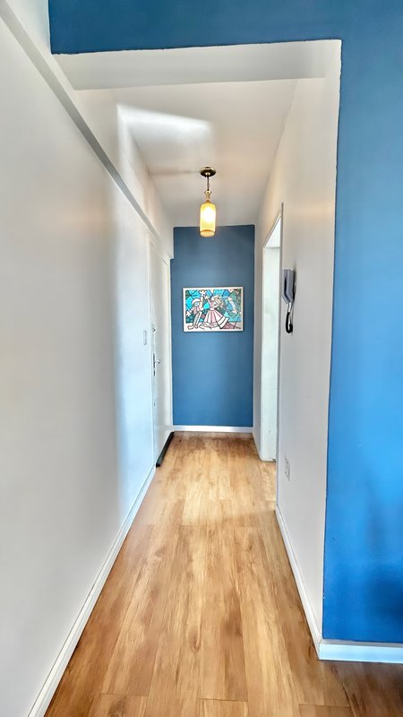 R$ 480.000 - APARTAMENTO - SEMI-MOBILIADO - ANDAR ALTO - 81M2 - 2 DORM - VISTA - 1 VAGA Rua Sarmento Leite Porto Alegre - 