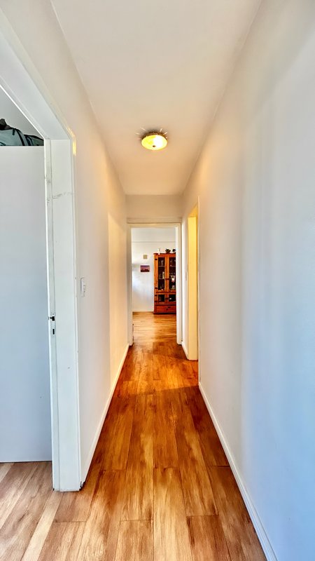 R$ 480.000 - APARTAMENTO - SEMI-MOBILIADO - ANDAR ALTO - 81M2 - 2 DORM - VISTA - 1 VAGA Rua Sarmento Leite Porto Alegre - 