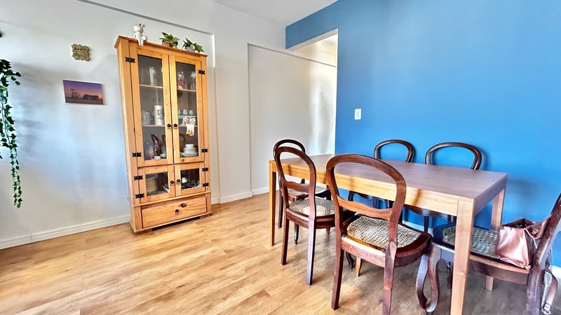 R$ 480.000 - APARTAMENTO - SEMI-MOBILIADO - ANDAR ALTO - 81M2 - 2 DORM - VISTA - 1 VAGA Rua Sarmento Leite Porto Alegre - 
