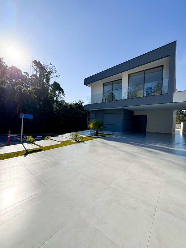 Casa Nova Alto Padrão Real Park Av Renova dos Santos Arujá - 