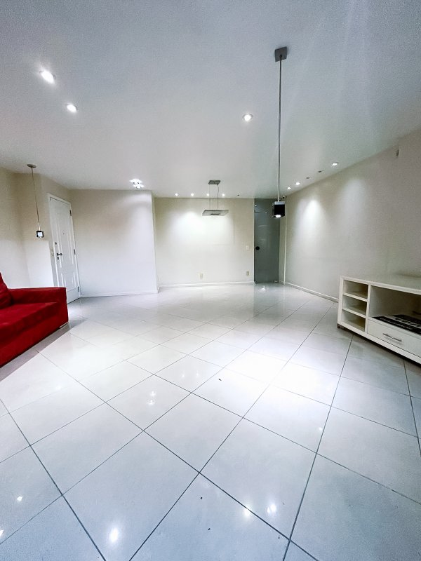 Apartamento Impecável no Jardim Oceânico Avenida Gilberto Amado Rio de Janeiro - 