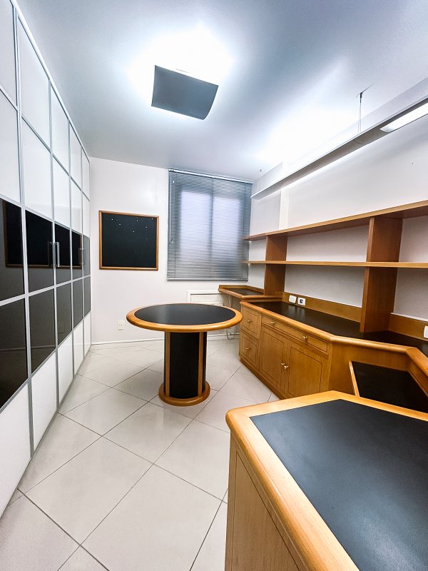 Apartamento Impecável no Jardim Oceânico Avenida Gilberto Amado Rio de Janeiro - 