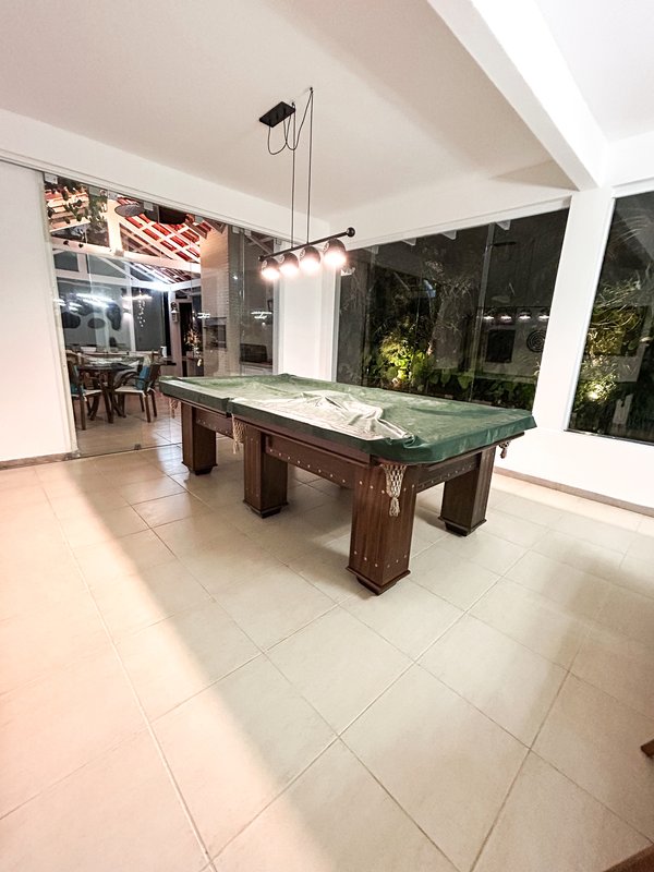 Casa com 6 quartosl em Angra dos Reis Condomínio Marbella Angra dos Reis - 