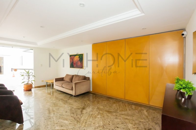 APARTAMENTO SEMI-MOBILIADO À VENDA NO ÁGUA VERDE - 3 QUARTOS - SUÍTE - 1 VAGA Avenida Água Verde Curitiba - 