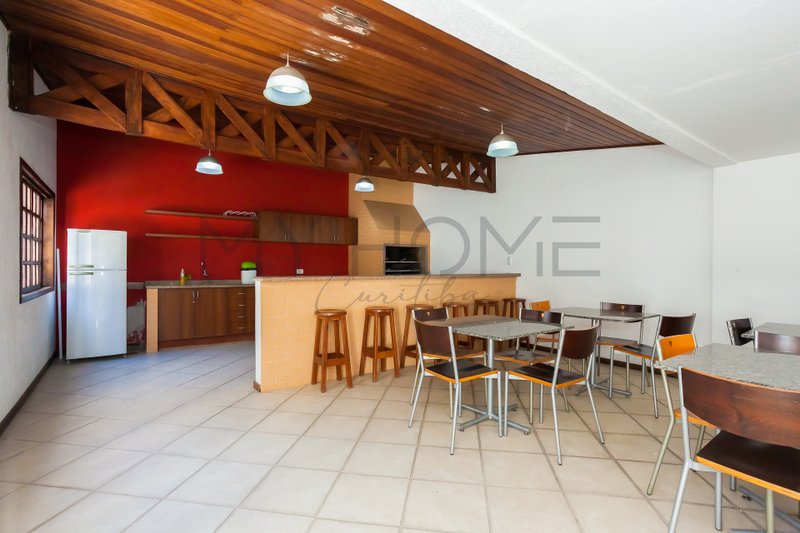 APARTAMENTO SEMI-MOBILIADO À VENDA NO ÁGUA VERDE - 3 QUARTOS - SUÍTE - 1 VAGA Avenida Água Verde Curitiba - 