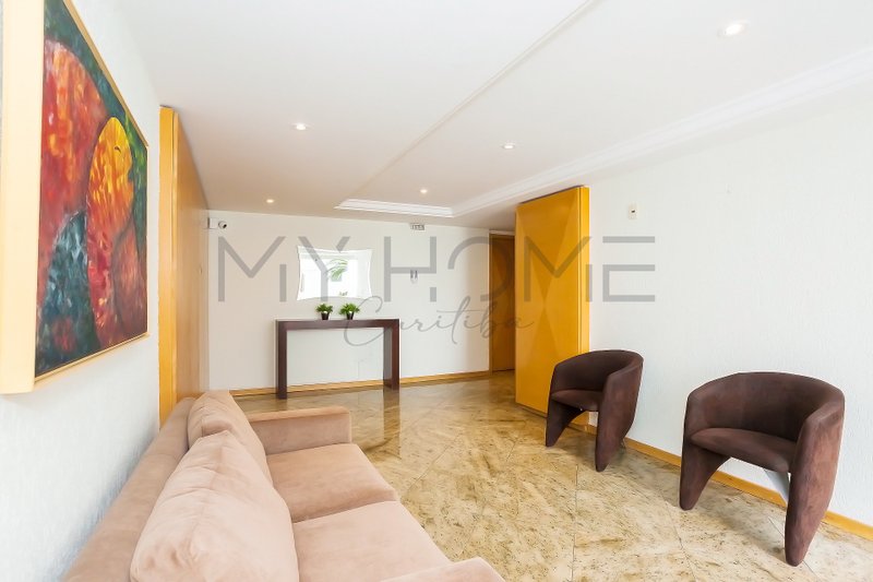 APARTAMENTO SEMI-MOBILIADO À VENDA NO ÁGUA VERDE - 3 QUARTOS - SUÍTE - 1 VAGA Avenida Água Verde Curitiba - 