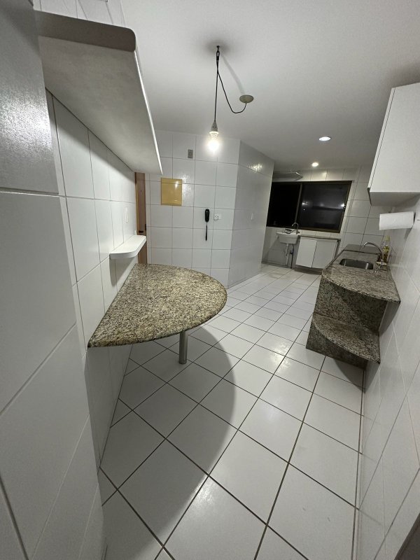 Apartamento à venda com 3 quartos sendo uma suíte, 101m² área útil por R$ 800.000,00 Rua José Aderval Chaves Recife - 
