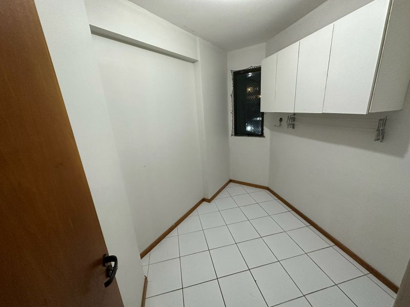 Apartamento à venda com 3 quartos sendo uma suíte, 101m² área útil por R$ 800.000,00 Rua José Aderval Chaves Recife - 