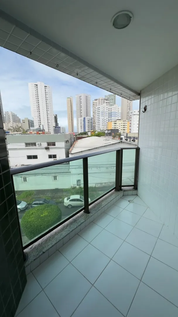 Apartamento &agrave; venda com 3 quartos sendo uma su&iacute;te, 101m&sup2; &aacute;rea &uacute;til por R$ 800.000,00 Rua José Aderval Chaves Recife - 