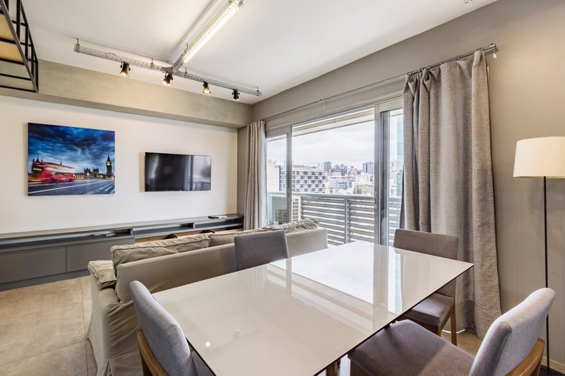 R$ 730.000 - ANDAR ALTO NO TREND 24 | 1 DORMITÓRIO | 1 VAGA | ALTO PADRÃO | 47M2 Rua Vinte e Quatro de Outubro Porto Alegre - 