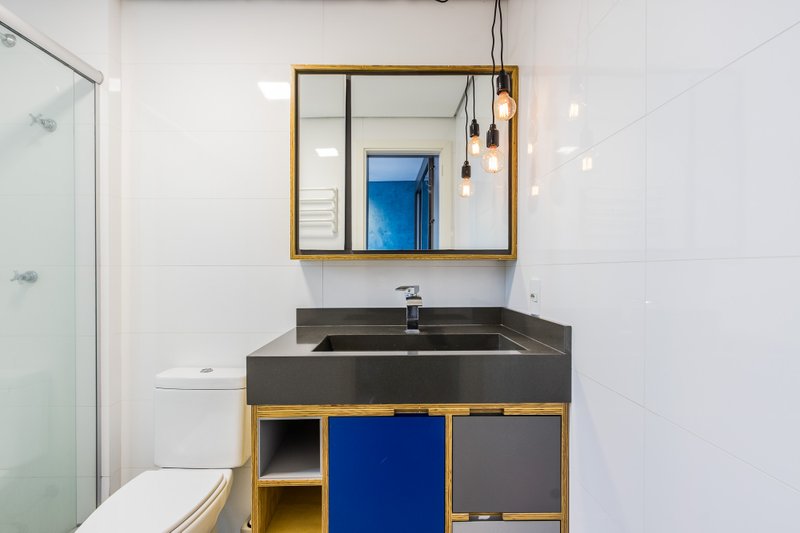 R$ 730.000 - ANDAR ALTO NO TREND 24 | 1 DORMITÓRIO | 1 VAGA | ALTO PADRÃO | 47M2 Rua Vinte e Quatro de Outubro Porto Alegre - 