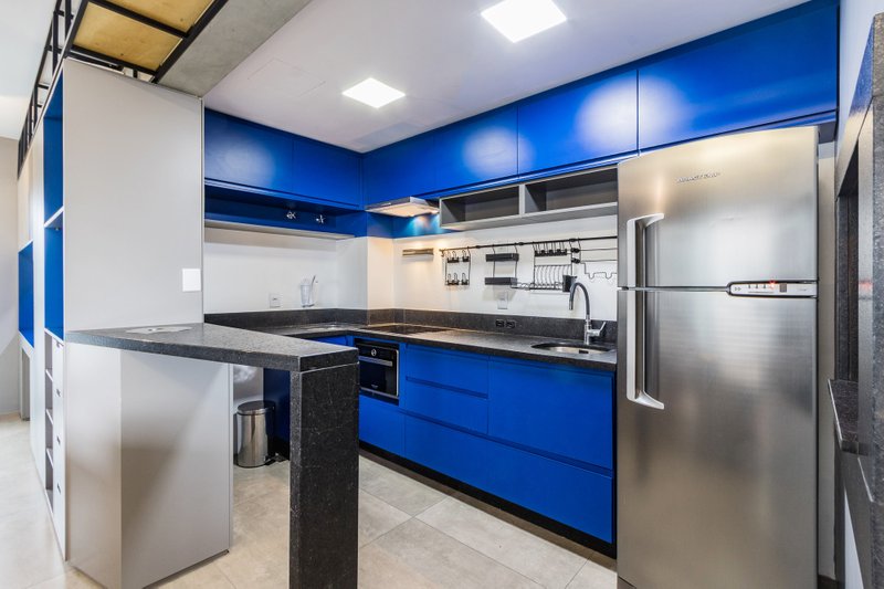 R$ 730.000 - ANDAR ALTO NO TREND 24 | 1 DORMITÓRIO | 1 VAGA | ALTO PADRÃO | 47M2 Rua Vinte e Quatro de Outubro Porto Alegre - 