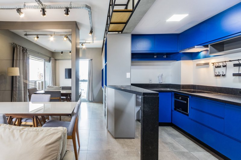 R$ 730.000 - ANDAR ALTO NO TREND 24 | 1 DORMITÓRIO | 1 VAGA | ALTO PADRÃO | 47M2 Rua Vinte e Quatro de Outubro Porto Alegre - 