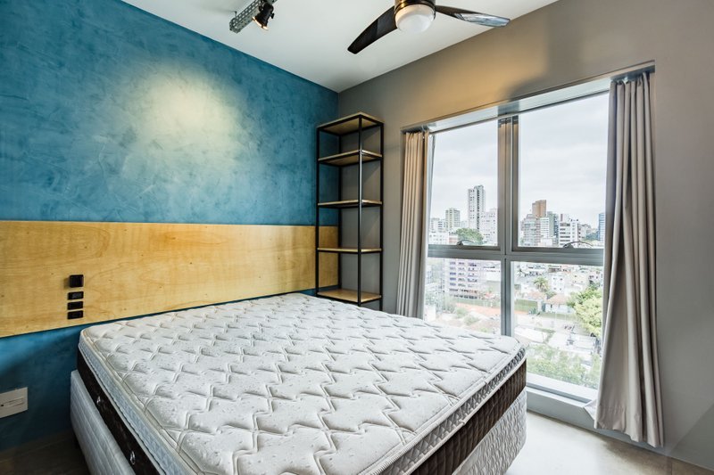 R$ 730.000 - ANDAR ALTO NO TREND 24 | 1 DORMITÓRIO | 1 VAGA | ALTO PADRÃO | 47M2 Rua Vinte e Quatro de Outubro Porto Alegre - 