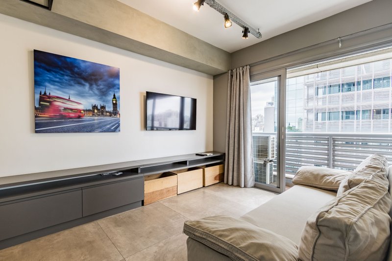 R$ 730.000 - ANDAR ALTO NO TREND 24 | 1 DORMITÓRIO | 1 VAGA | ALTO PADRÃO | 47M2 Rua Vinte e Quatro de Outubro Porto Alegre - 