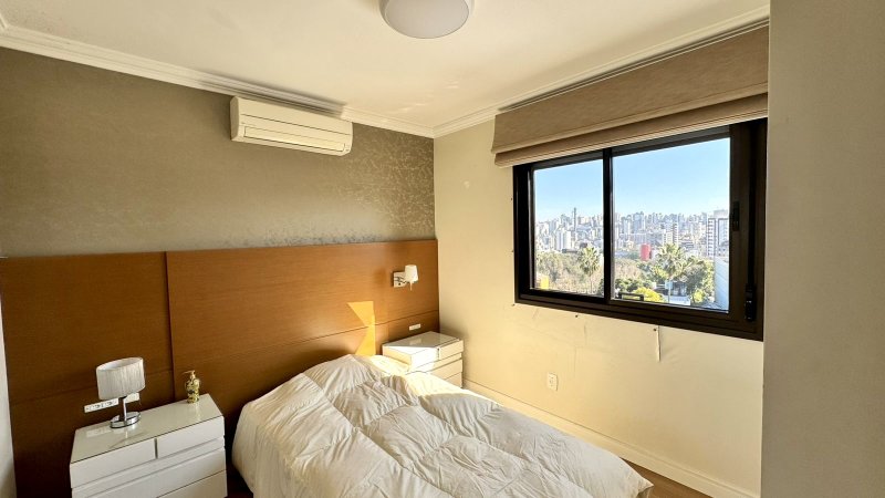 R$ 1.200.000 - BELÍSSIMA COBERTURA | 166M2 | 2 DORM | 1 SUÍTE | 2 VAGAS Rua Maranguape Porto Alegre - 