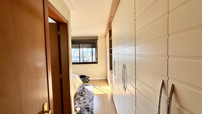 R$ 1.200.000 - BELÍSSIMA COBERTURA | 166M2 | 2 DORM | 1 SUÍTE | 2 VAGAS Rua Maranguape Porto Alegre - 