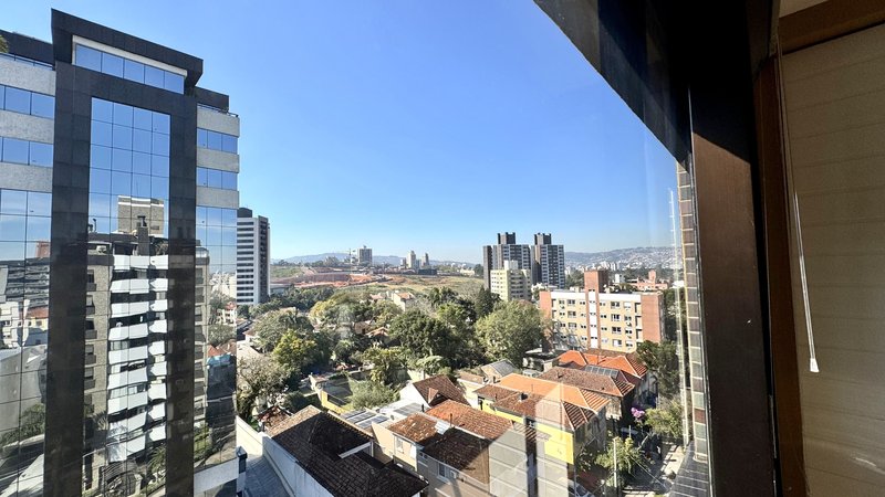 R$ 1.200.000 - BELÍSSIMA COBERTURA | 166M2 | 2 DORM | 1 SUÍTE | 2 VAGAS Rua Maranguape Porto Alegre - 