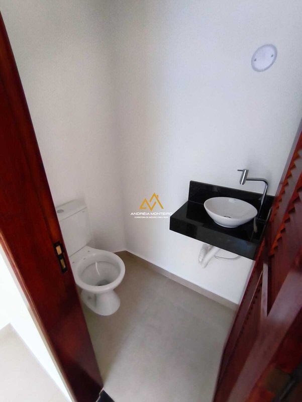 Casa duplex com 2 Quartos , 2 suítes à venda, 69 m² por R$ 399.000 - Jardim Atlântico  Maricá - 