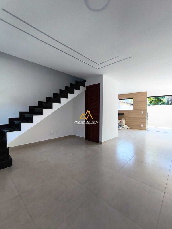 Casa duplex com 2 Quartos , 2 suítes à venda, 69 m² por R$ 399.000 - Jardim Atlântico  Maricá - 