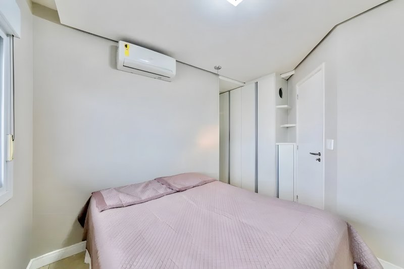 R$ 680.000 - NEO 360 LIVING DESIGN - 65M2 - 2 DORM - SACADA - VISTA - 2 VAGAS Rua Gutemberg Porto Alegre - 